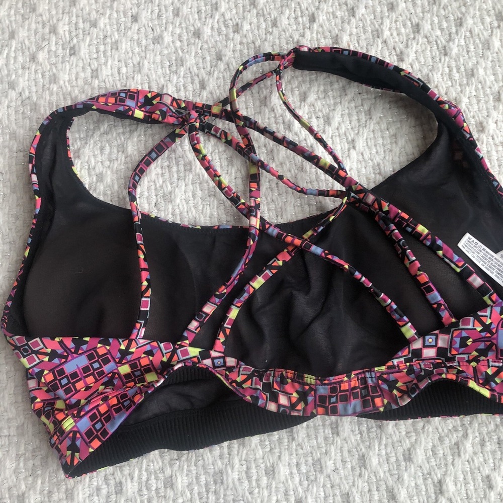 Victoria's Secret Sport Women's Sports Bra M Multi-Color Printed Strappy Back - Picture 2 of 6